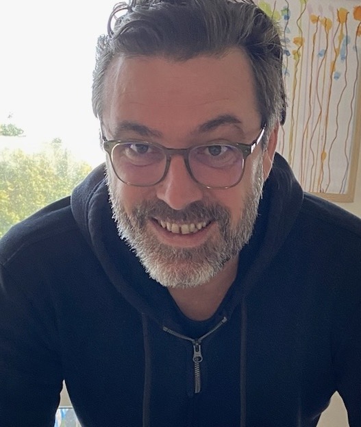 Profil de Madani